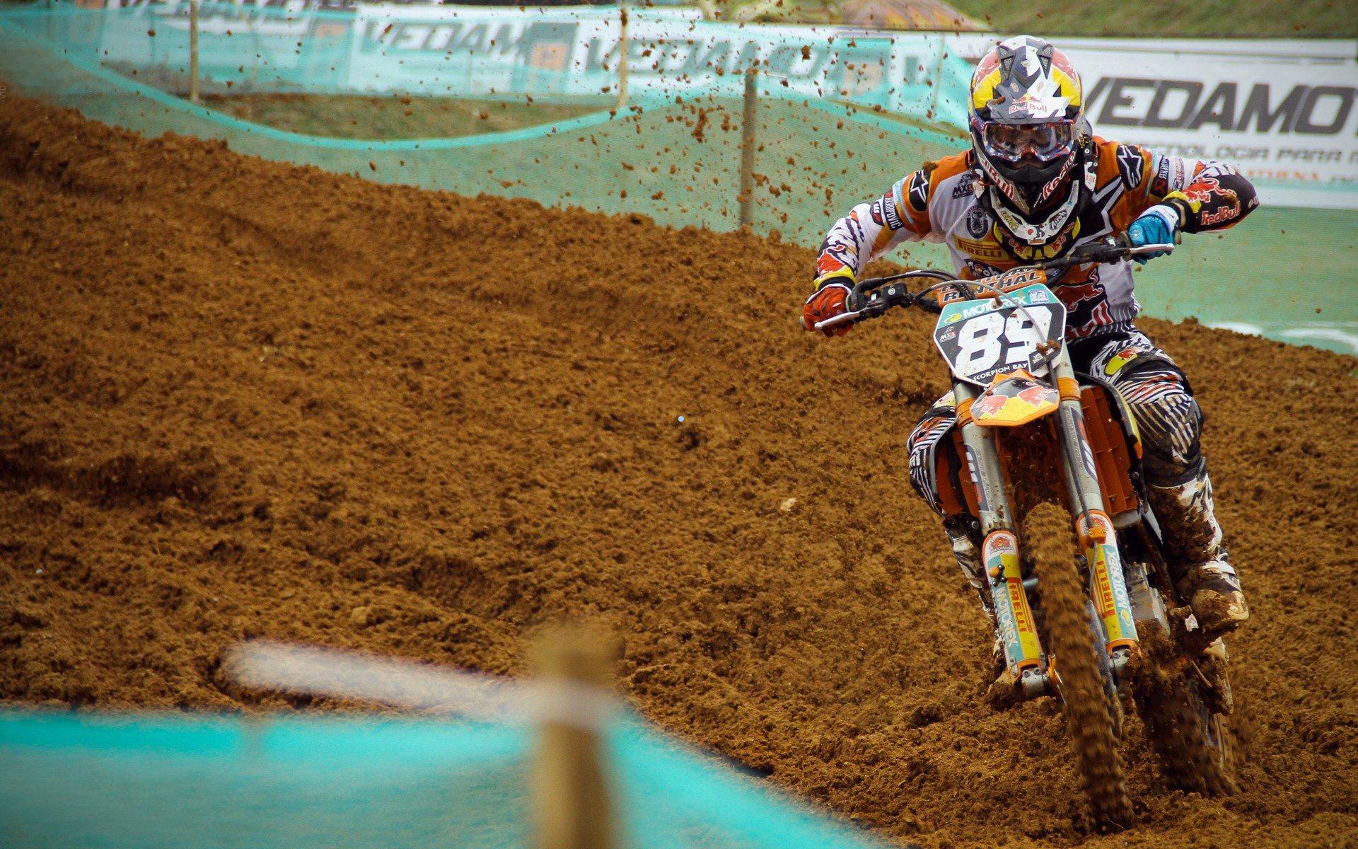 竞彩足球：哈里-威尔逊外脚背弹射荣膺英超12月最佳进球